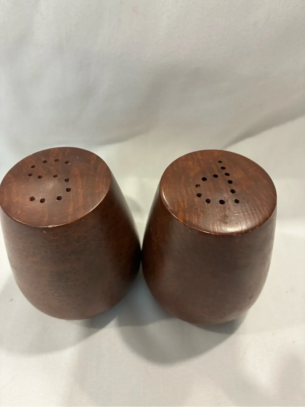 Wooden Salt/Pepper Shakers Mid Century Modern Classic Round Redwood Shakers